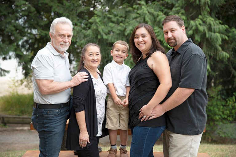 old orchard park family portraits - The Watkins